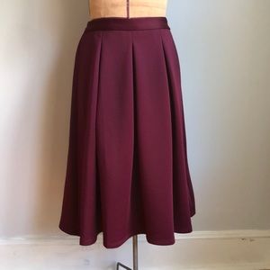 Chelsea&Theodore Burgundy PointeKnit Skirt